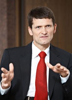 jorg-schneider